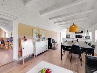 Holiday Home Giesela - 975m from the sea by Interhome - 4
