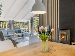 Holiday Home Julie - 1-5km from the sea by Interhome - 5