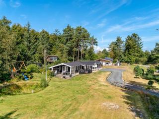 Holiday Home Bodulf - 850m from the sea by Interhome - 4