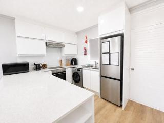 Brookes Hill Beachfront Apartment #117 - 9