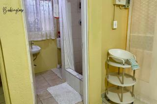 Budget Stays at Olivia Pines Guesthouse - 4