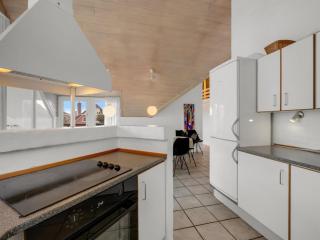 Holiday Home Eweline - 700m from the sea by Interhome - 1