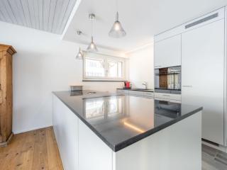 Apartment Majo 5-5 by Interhome - 3