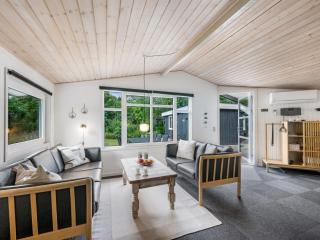Holiday Home Wigman - 450m to the fjord by Interhome - 5