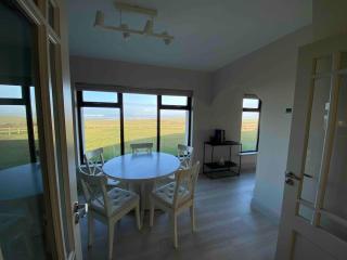 Freaghcastle Cottage - 6