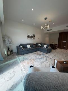 BG Premium Sea View & Pool Entrance- Alamein Towers - 2