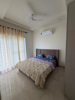 Sukooon Luxury Stay with Garden and Modern Interiors - 6