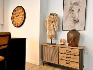 Premium Penthouse Seasonal Rental - 6
