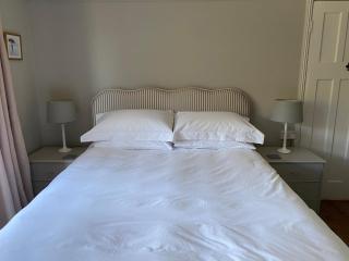 Comfy New Relyon King Size Bed-Exeter, near to M5 - 8