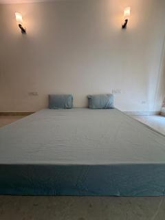 Comfort Stay Sector 40 - 4