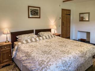 1 Swallowholm Cottages - 5