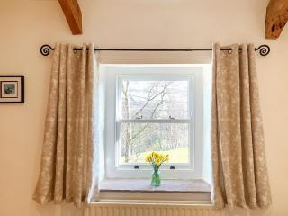 1 Swallowholm Cottages - 2