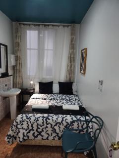 CH Catrachos Rooms - 7