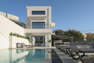 EmJo Villa, Heated Pool & Steps to the Beach, By ThinkVilla - 3