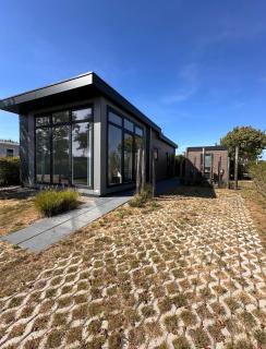 Premium Strandchalet Brouwersdam - 0