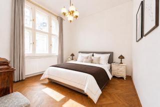 Prestige Two-Bedroom Residence by Pařížská - 6