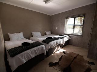 Sambane Game Lodge - 6