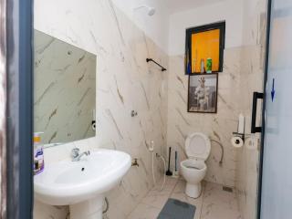 Rosa Homes - 9