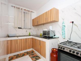 Rosa Homes - 8