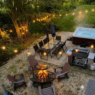 Poconos Chalet, Game Room, Hot Tub & Firepit - 7