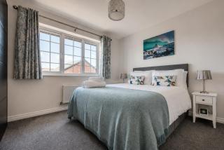 Peaceful rural location in the heart of the Warwickshire countryside - Convenient access to the M6, M45, and A45 - 8