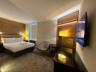 The Elder Grove Epsom - 9