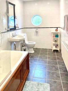 Oyster Cove Kilkerrin - 1