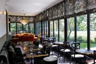 Villa Edmond Hôtel & Spa - Maison Blanche Bièvres - 6