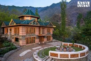 StayVista at Serafina with BBQ & Gazebo - 0