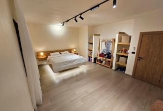 Sweet home - 4
