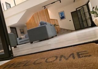 Sweet home - 2
