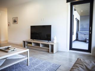 Revy Mountain Dream by Revelstoke Vacations - 5