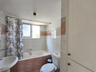 Azure Horizon Villa - 9