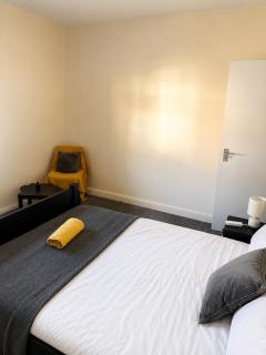 Budget Friendly Double Private Room - 9