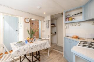 Ginnys Cottage by Aldeburgh Coastal Cottages - 3