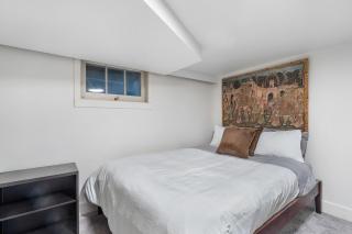 Cozy Basement Apartment with Skylights - 9