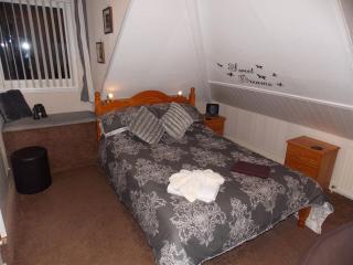 Easton Court - 9