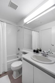 Central Downtown Highrise Condo - 1