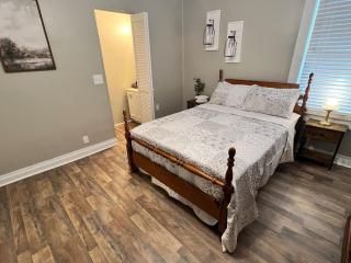 Nans Porch - 2 Bedroom home with outdoor firepit - 3