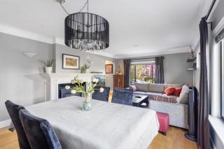 Lovely 2 Bedroom Kits Home - Walk to the Beach - 5