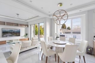 Centrally Located Luxury Home with Views and Cinema - 7