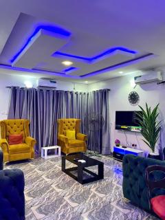 3 Bedroom apartment 5 mins to MMIA airport - 6