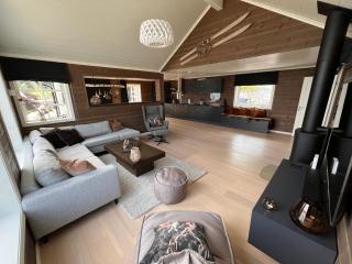 Family cabin, sunny terrace and amazing views - 1