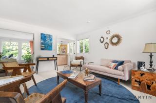 Grand 4BR Point Grey Manor - Walk to Beaches - 1