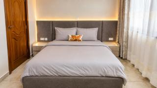 I Four Residence - 3