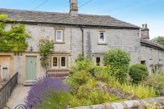 2 Bed in Middleton-by-Youlgrave oc-dchol7 - 0