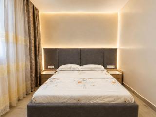 I Four Residence - 2
