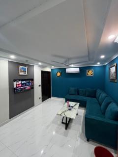 Cozy Embrace Luxury 2-BHK Apartment - 5