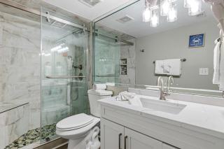 Seventh-floor oceanfront condo with pool access ocean view & central AC - 3