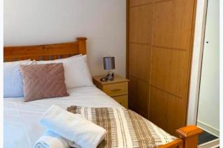 Cosy City Retreat in Wolverhampton - 6